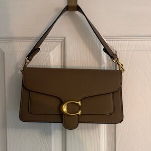 Coach Tan Leather Shoulder Bag with Gold Hardware